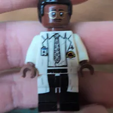 LEGO Jurassic Park Doctor Minifigure White Lab Coat Ray Arnold