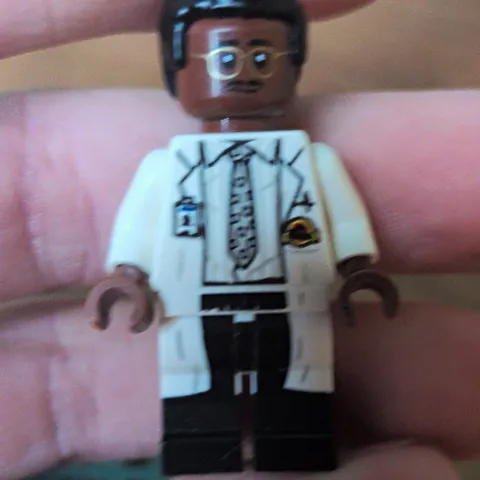 LEGO Jurassic Park Doctor Minifigure White Lab Coat Ray Arnold