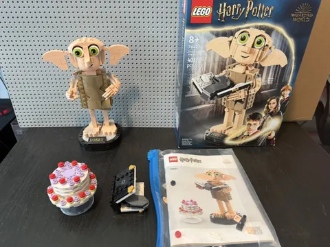 LEGO Harry Potter Dobby the House-Elf 76421 Wizarding World 403 pcs Separator