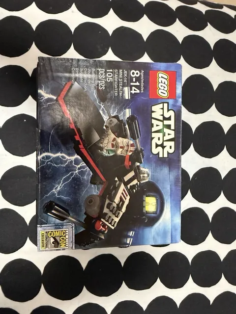 LEGO Star Wars: Jek-14 Mini Stealth Starfighter (COMCON032)