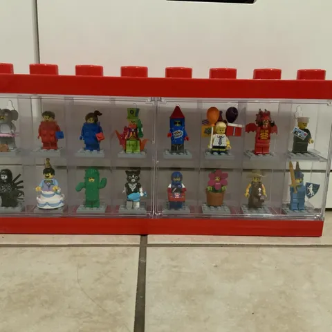 LEGO Minifigures Series 18 COMPLETE SET OF 17 (71021)