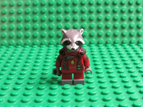 Lego Marvel Super Heroes Rocket Raccoon Dark Red Minifigure 5002145 HR19
