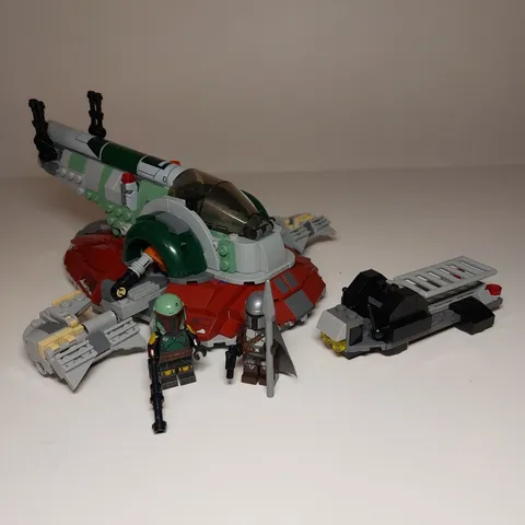 LEGO Star Wars Boba Fett's Starship 75312 Complete Set 593 pcs w/ Manual
