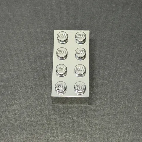 Lego Brick Part #3001 (2x4) - 25th Anniversary Chrome Silver Block - Pre-Owned