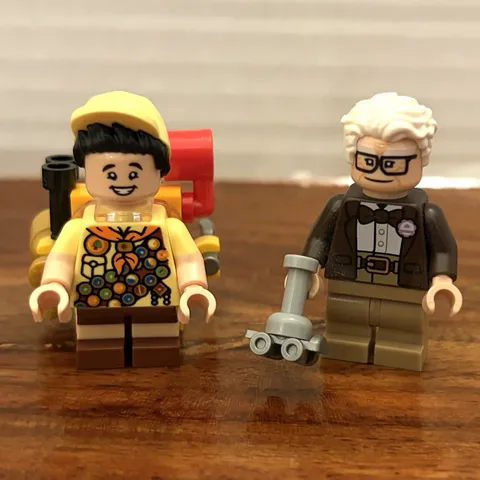 Lego Disney Up Minifigures Carl Fredricksen & Russell - 2 Mini Figures