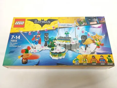LEGO Batman Movie The Justice League Anniversary Party 70919 Set