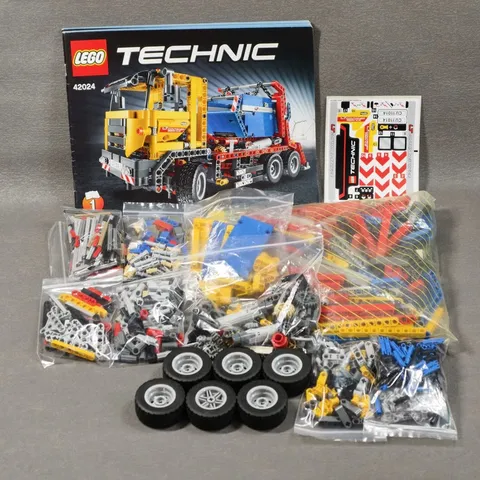 LEGO 42024 Technic Container Truck 948 pcs -丨With  Instruction丨No box