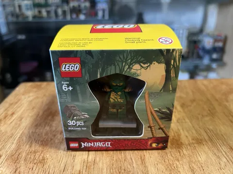 New 2014 LEGO Promo Target Exclusive 4 Minifigure Cube 5004076 Superboy Lloyd DX