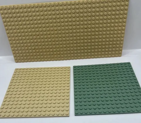 Lego Baseplate Lot 3, Two 16x16 plates (green and sand color), 32x16 base