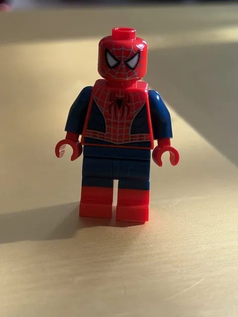 LEGO® Super Heroes Friendly Neighbourhood Spider-Man Minifigure 76261 sh0892
