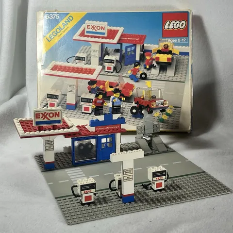 6375 Legoland Town System Gas Station Exxon (Missing Pieces) Box+Stickers+Extras