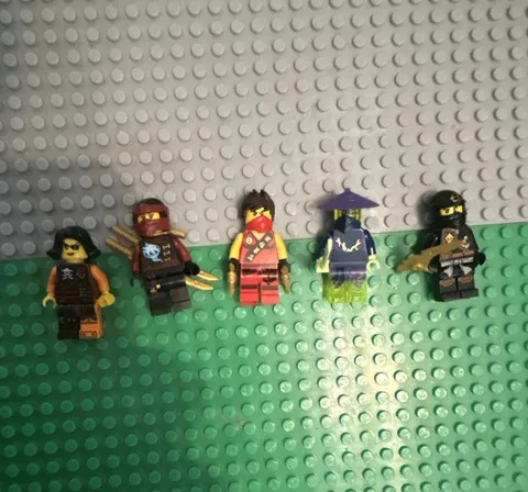 LEGO NINJAGO Minifigure Lot - Nya, Kai, Ghost Warrior, Cole, Cyren