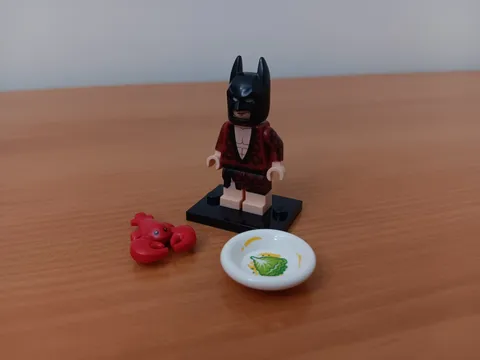 LEGO Lobster-Lovin' Batman Minifigure LEGO Batman Movie Series 1 Retired 2017