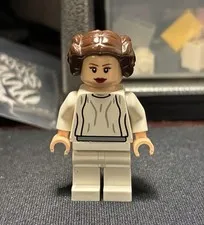 LEGO Star Wars Princess Leia Minifigure SW0337 From Millennium Falcon 7965