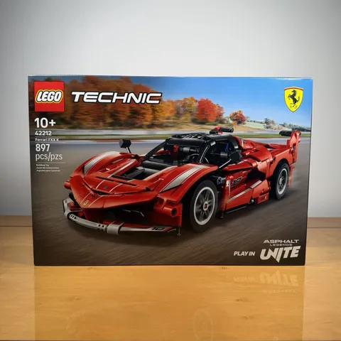 LEGO Technic Ferrari FXX K 42212 Asphalt Legends Unite 897pcs Age 10+