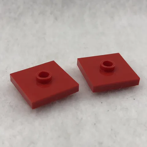LEGO 87580 Red Plate, Modified 2 x 2 W/Groove & 1 Stud in Center (Jumper) (x1)