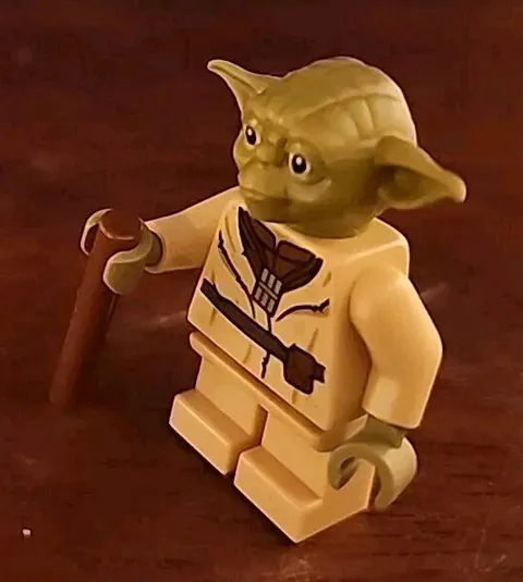 Lego Star Wars Yoda Minifigure 75208