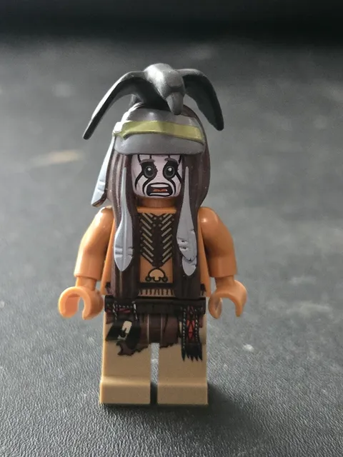 LEGO Tonto Minifigure With Crow 2013 - tlr002 The Lone Ranger Movie