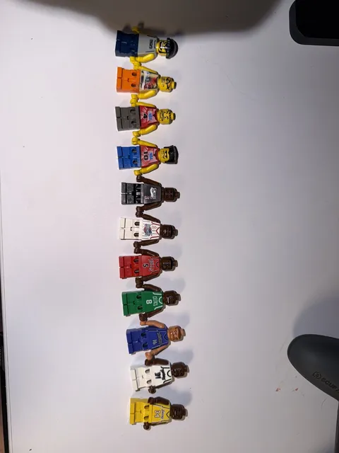 Lego Lot Of NBA Vintage Minifigures IVERSON SHAQ and more!!!! 