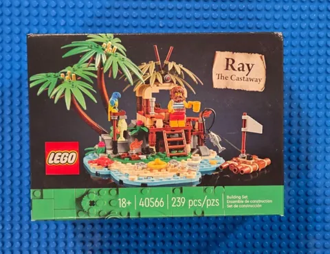LEGO Ideas: Ray the Castaway (40566)