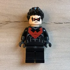 Lego Red Nightwing Minifigure sh0085 From Set 76011 LEGO DC Superheros Batman 2