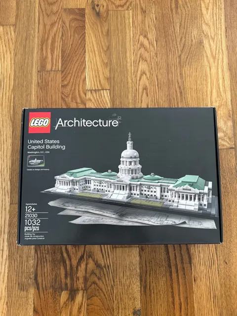 LEGO ARCHITECTURE: United States Capitol Building (21030)