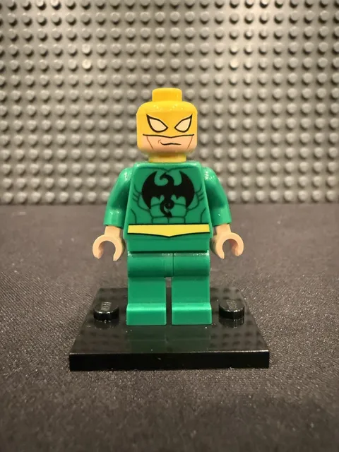 LEGO Marvel Super Heroes Iron Fist Minifigure (sh0041) From Set 6873 Genuine