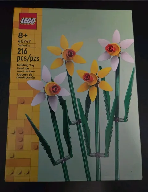 LEGO Botanicals 40747 Daffodils Retired New In Sealed Box