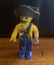 Lego 2004 Pirates 4j015 CAPTAIN KRAGG 2" Tall Minifigure