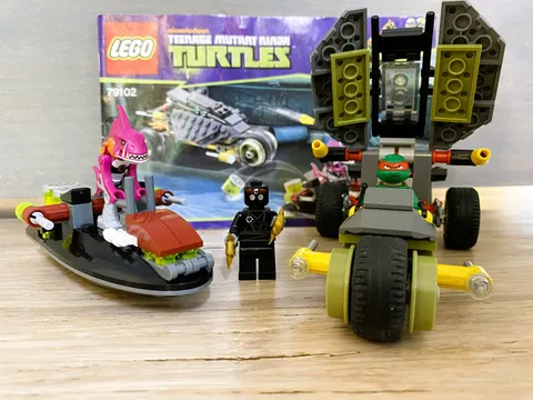 LEGO TMNT: Stealth Shell in Pursuit (79102) - 100% Complete