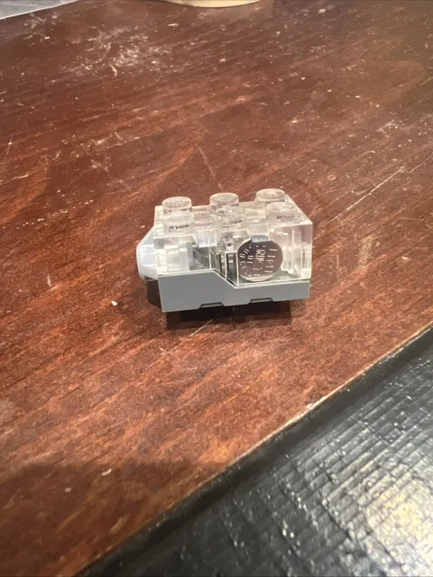 LEGO Electric, Light Brick 2 x 3 x 1 1/3 with Trans-Clear Top and Yellow LED 