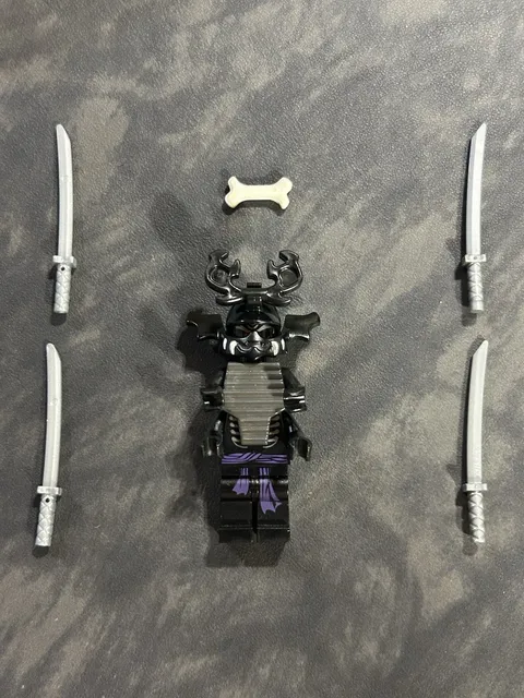 LEGO Ninjago Lord Garmadon Minifigure: THE FINAL BATTLE Includes Bone & Katanas