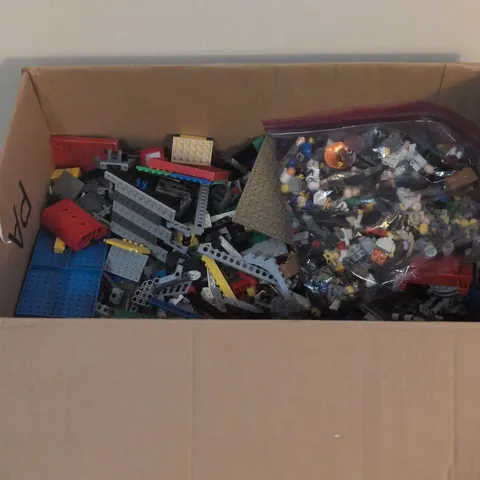 LEGO Bulk Box 25ish lbs Assortment of pieces 