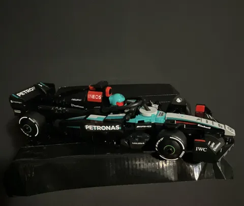 LEGO Speed Champions 77244 Mercedes-AMG PETRONAS F1 W15 E Performance 267pc