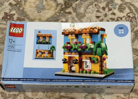 LEGO 40583 Houses of the World 1 Limited Edition 2023 GWP VIP Exclusive