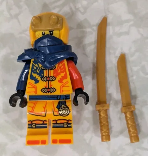 Lego 71868 Ninjago Arin Minifigure With 2 Weapons Dragons Rising 4 71855 71859