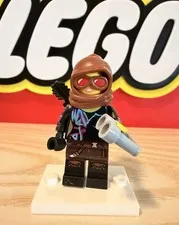 Lego Movie 2 Battle-Ready Lucy Minifigure With Accessories 