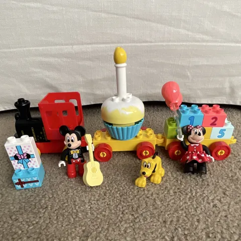 LEGO DUPLO Disney Mickey & Minnie Birthday Train Mickey Minnie Pluto 10941