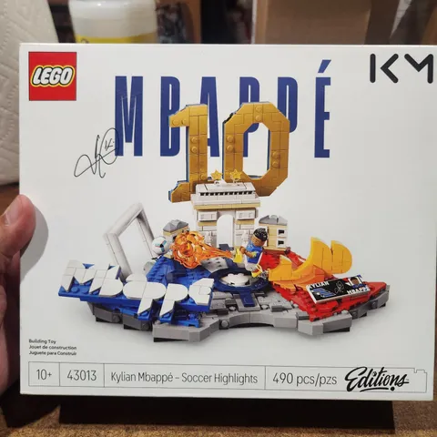 LEGO EDITION KYLIAN MBAPPE SOCCER HIGHLIGHTS SET 43013 490 Pcs NEW Sealed