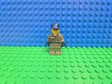 LEGO Police Minifigure Security Guard 7033 wc003 Town World City CMF Lot Vintage