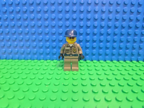 LEGO Police Minifigure Security Guard 7033 wc003 Town World City CMF Lot Vintage