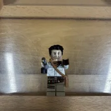 Lego Poe Dameron Minifigure sw1049 White Shirt 75249 Star Wars CMF  LB1/25