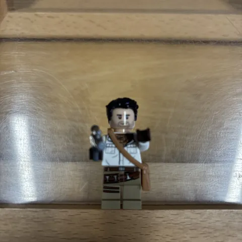 Lego Poe Dameron Minifigure sw1049 White Shirt 75249 Star Wars CMF  LB1/25