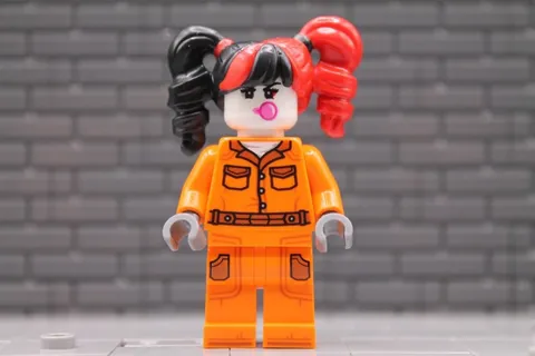 LEGO® Arkham Asylum Minifig sh1080 - Harley Quinn - Prison Jumpsuit