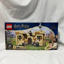 LEGO Harry Potter: Hogwarts: First Flying Lesson (76395) ~ NEW / FACTORY SEALED