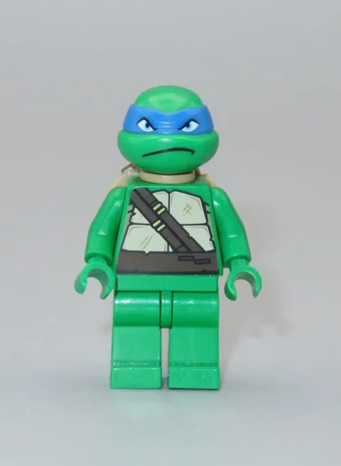 LEGO Leonard minifigure with shell green TMNT Teenage Mutant Ninja Turtles 10669