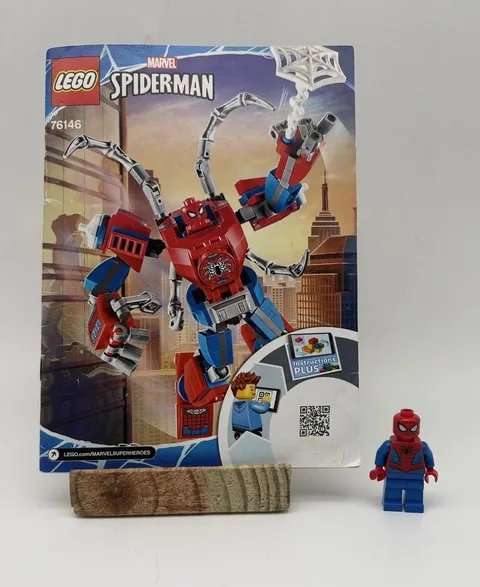 Lego Minifigure- Spider-Man Spiderman Super Hero Minifigure 2020 With Booklet