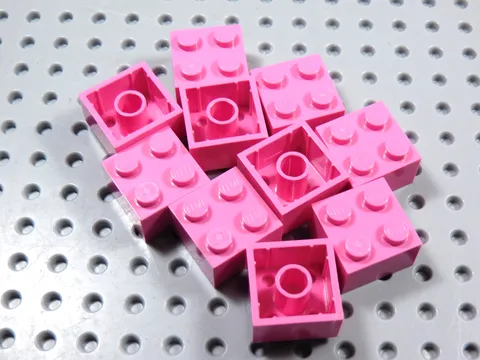 LEGO Lot of 10 Dark Pink 2x2 Bricks BN