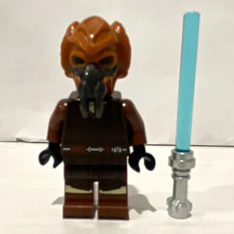 LEGO Plastic Minifigure Brown Outfit Alien Character w/ Blue Lightsaber
