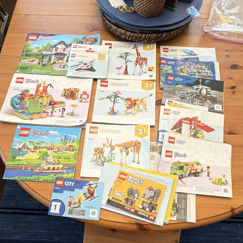 LEGO Illustrated Instruction Manual Booklet Lot EN/FR Friends City Creator, MPNs